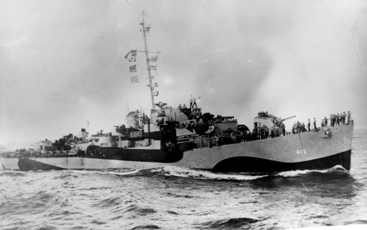 1200px-USS_Samuel_B._Roberts_(DE-413)_underway_in_October_1944_(NH_96011)_copy.png